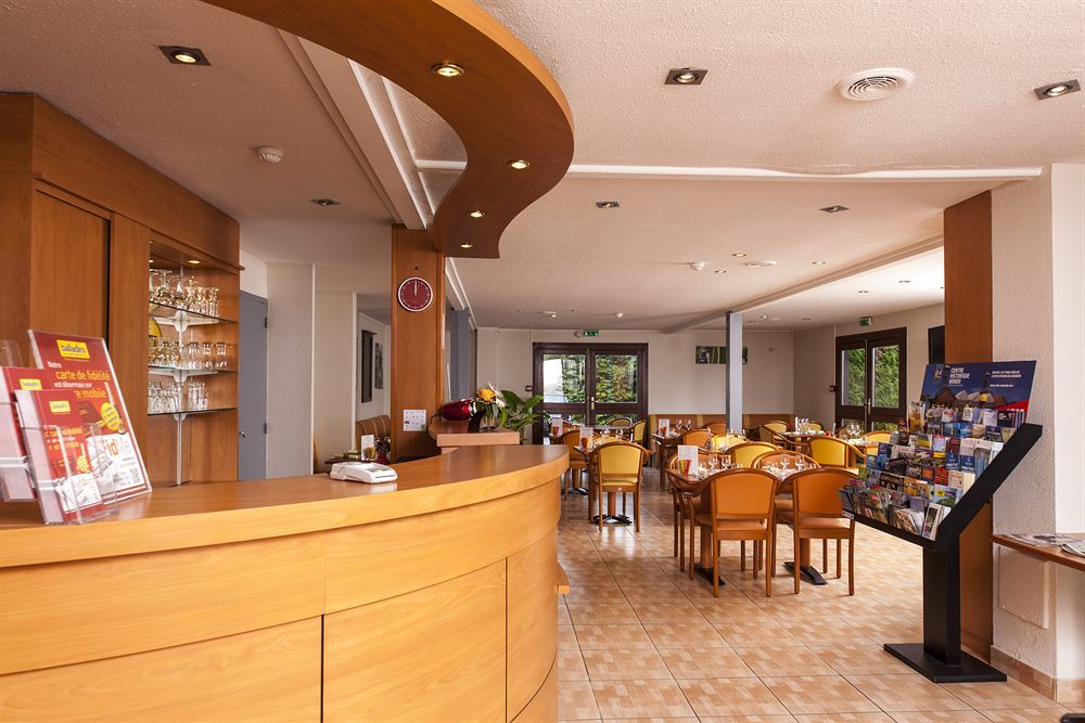 Brit Hotel Arras Eksteriør billede